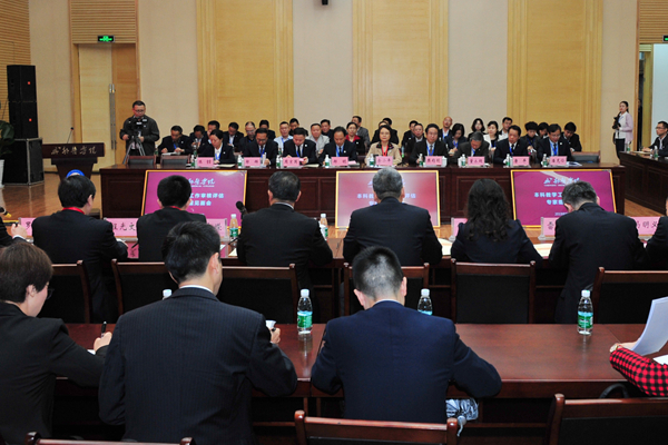 http://news.cmc.edu.cn/_mediafile/test1/2019/05/06/2zeidf6emj.jpg